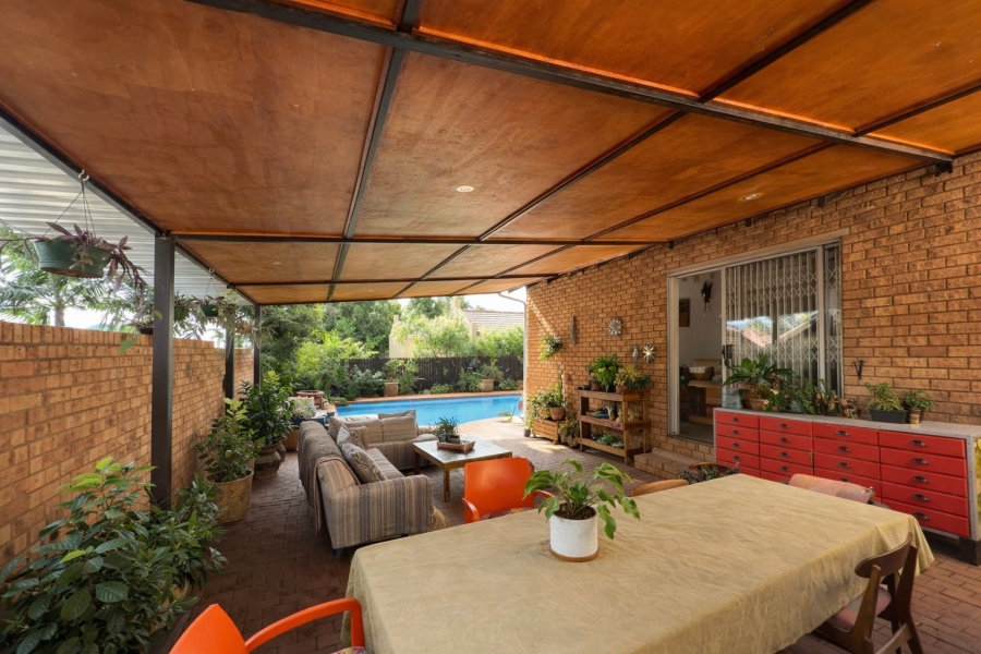 3 Bedroom Property for Sale in Heuwelsig North West